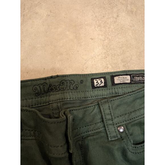 Miss Me Jeans Mid Rise Skinny Green Women's 33 Denim Pants - Picture 2 of 7